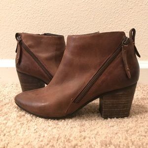 Steve Madden Ankle Boots- 7.5 Cognac